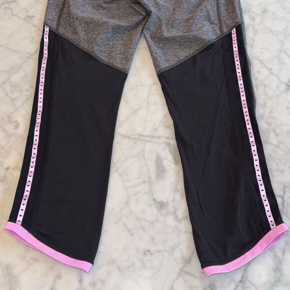 LULULEMON CROP LEGGINGS 6 - Picture 9 of 9